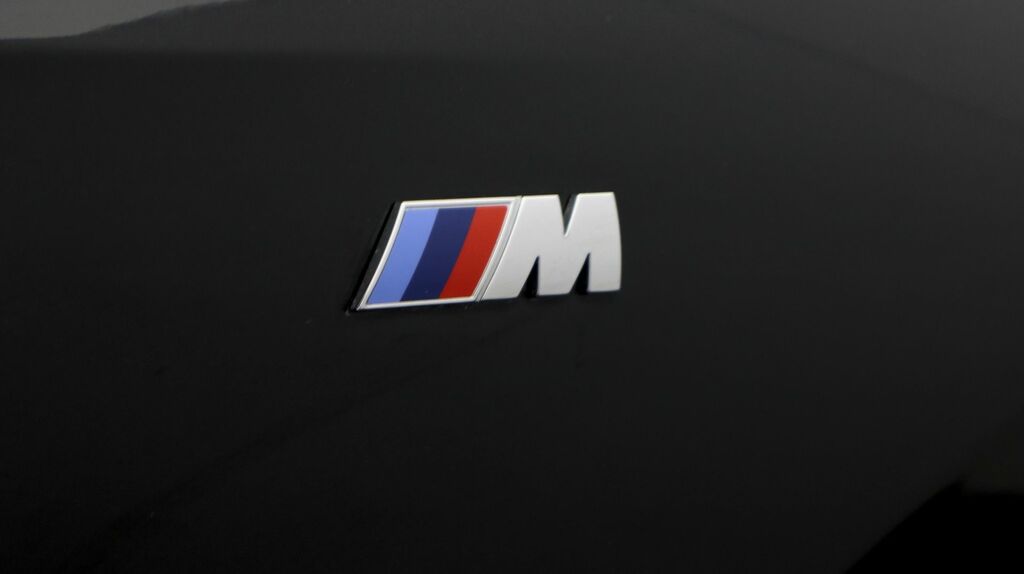 BMW iX1 M Sport #20