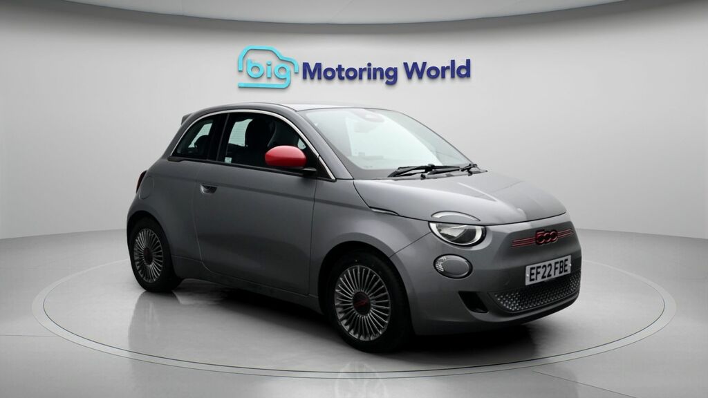 Fiat 500E Red Grey