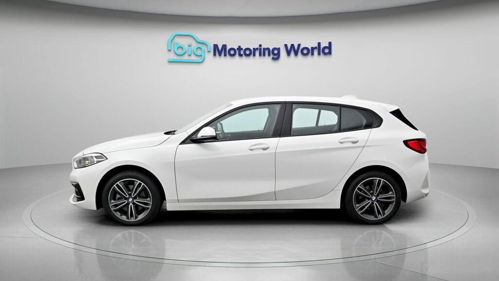 BMW 1 Series Sport White #4