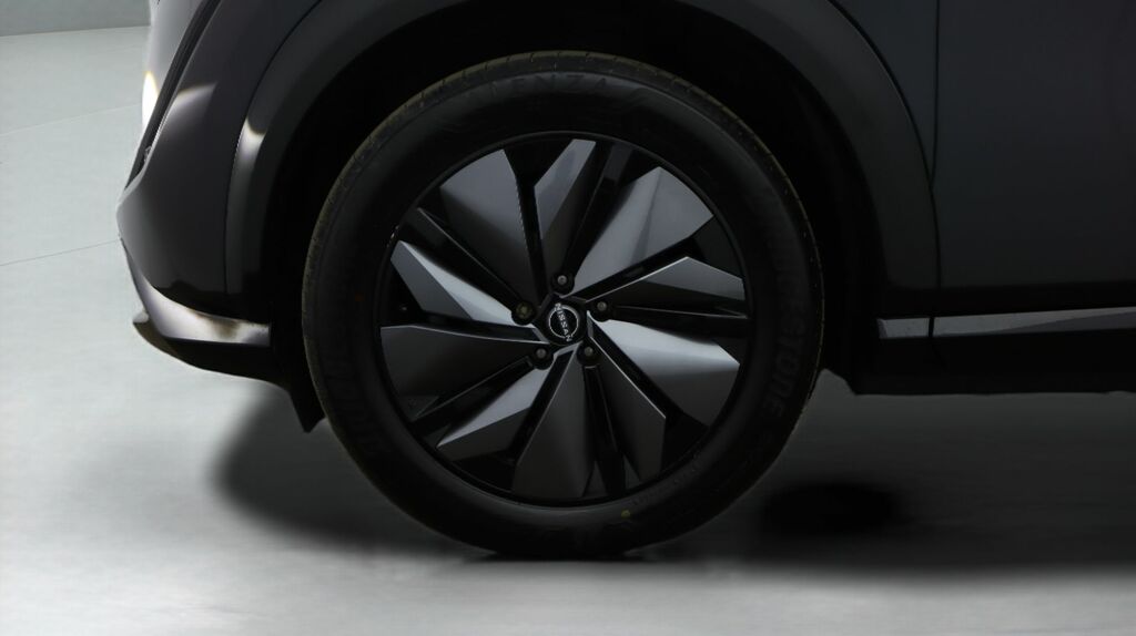 Nissan Ariya Engage Grey #18