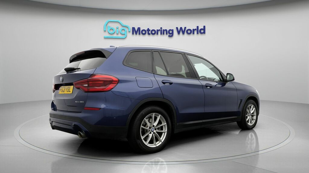 BMW X3 80Kwh Premier Edition Black #7