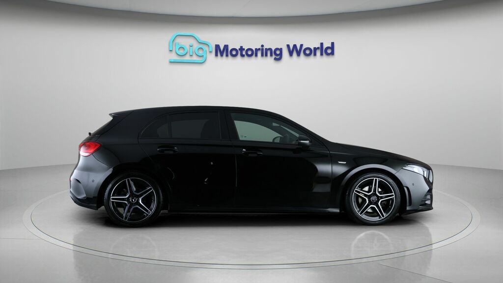 Mercedes-Benz A Class Amg Line Edition Black