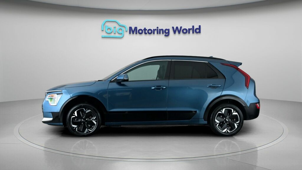 Kia Niro 3 Blue #4