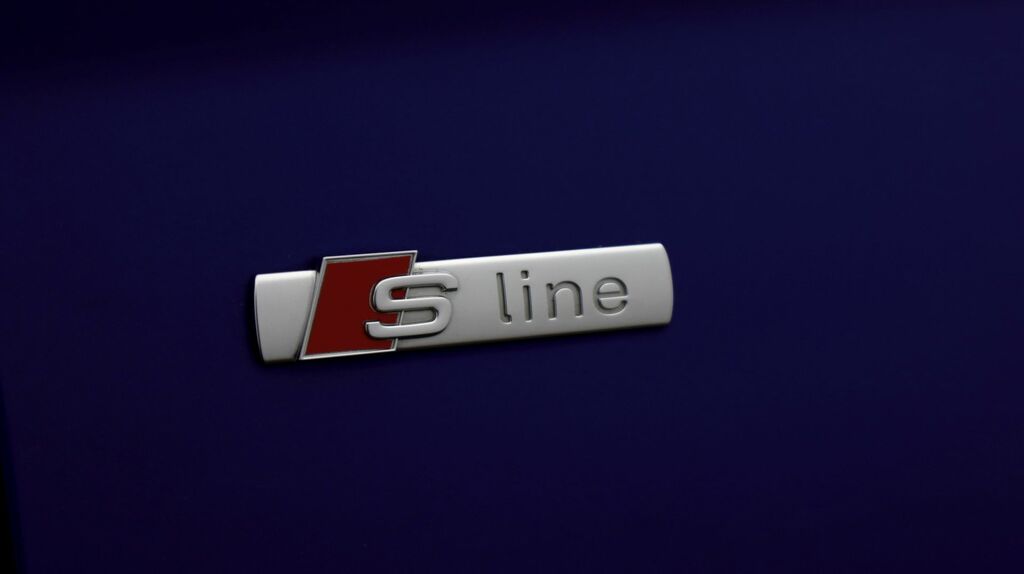 Audi Q5 Tfsie 50 S Line Black #21