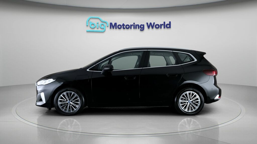 BMW 2 Series Active Tourer Luxury Black #4