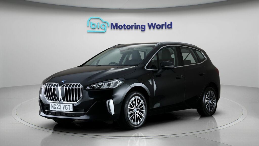 BMW 2 Series Active Tourer Luxury Black #3
