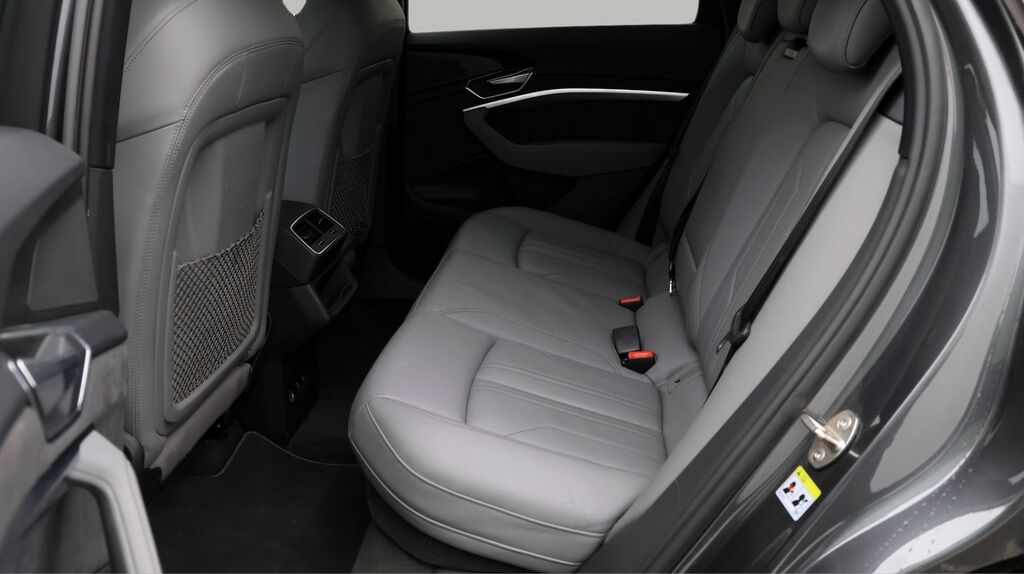 Audi E-Tron S Audi E-tron S Line 55 Quattro 300,00 Kw Black #16