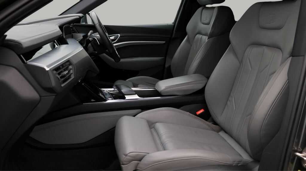 Audi E-Tron S Audi E-tron S Line 55 Quattro 300,00 Kw Black #14