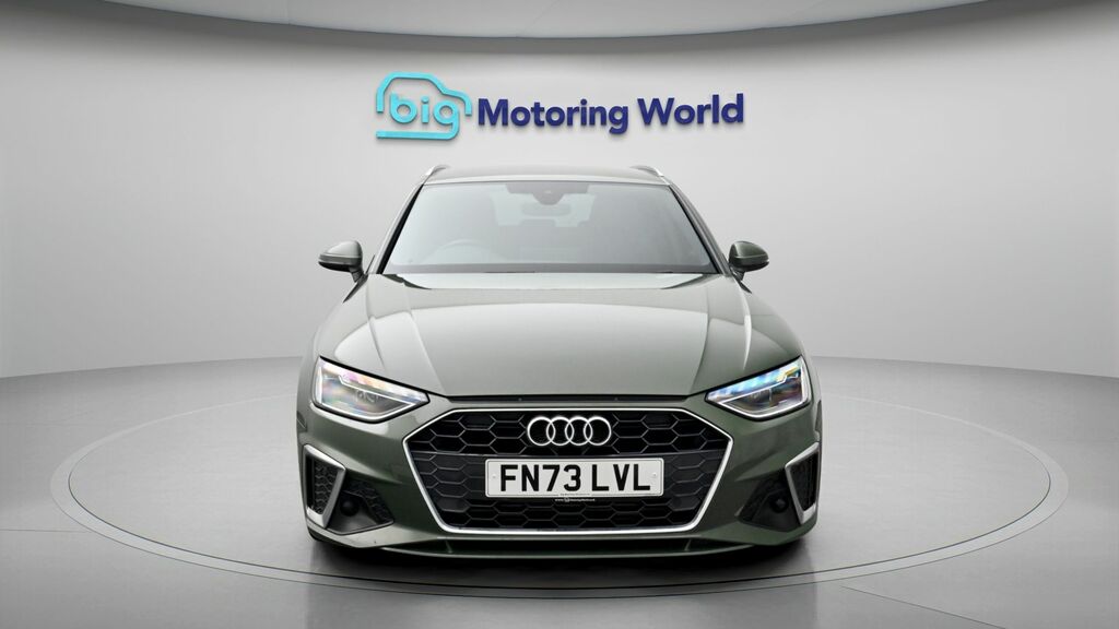 Audi A4 Avant S Line Green #2