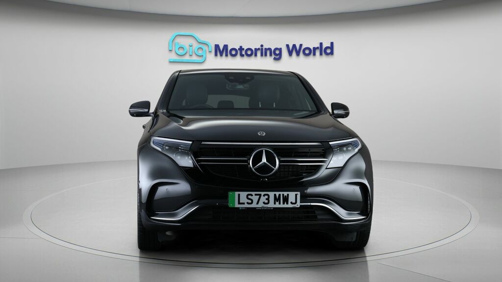 Mercedes-Benz EQC Amg Line Grey #2