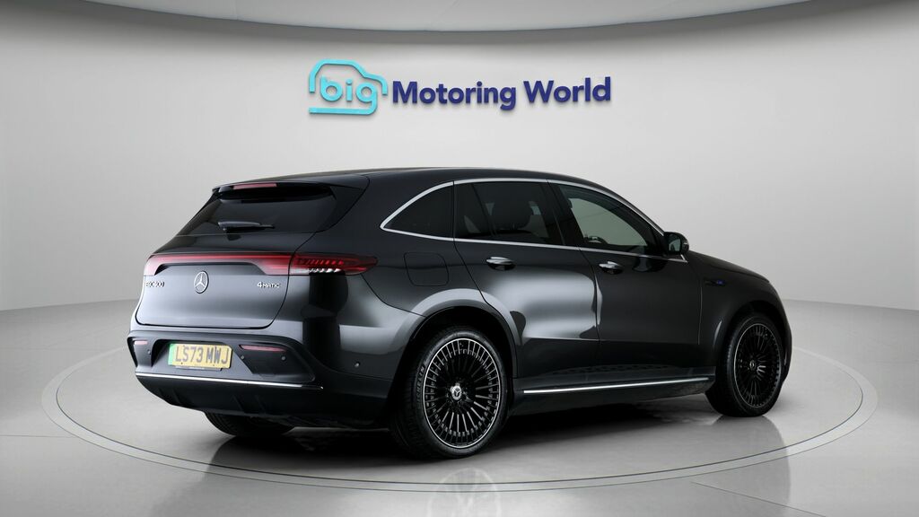 Mercedes-Benz EQC Suv Red #7
