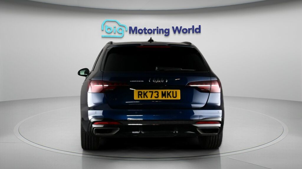 Audi A4 Avant Black Edition Blue #6