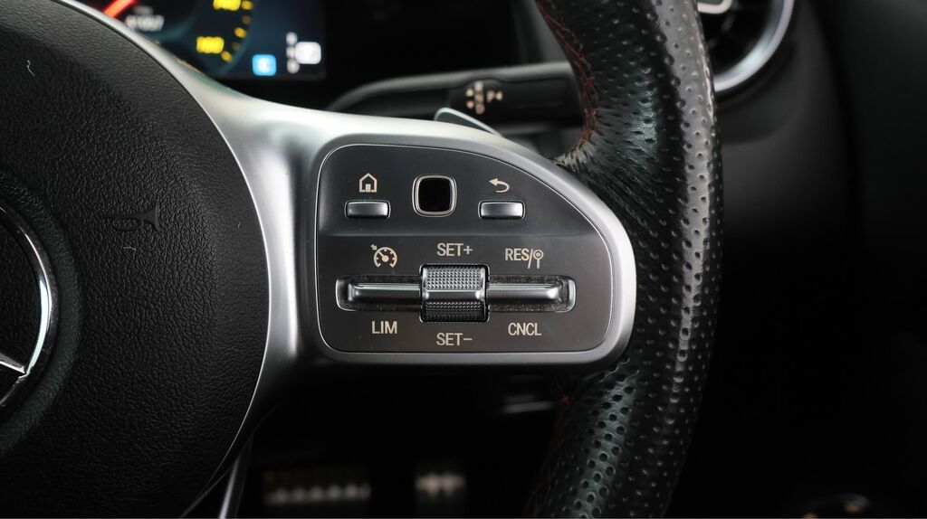 Mercedes-Benz GLB Class Glb200 Amg Line Premium 2 Silver #23