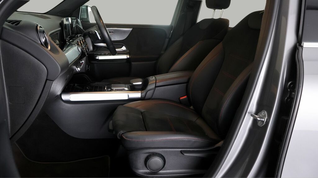 Mercedes-Benz GLB Class Glb200 Amg Line Premium 2 Silver #13