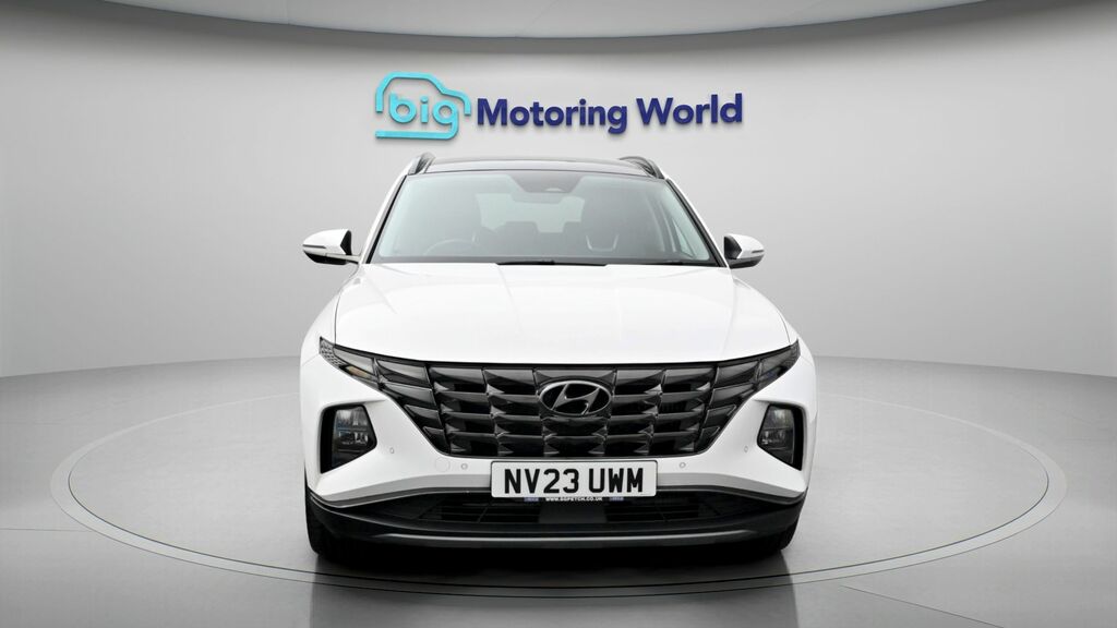 Hyundai Tucson Ultimate White #2