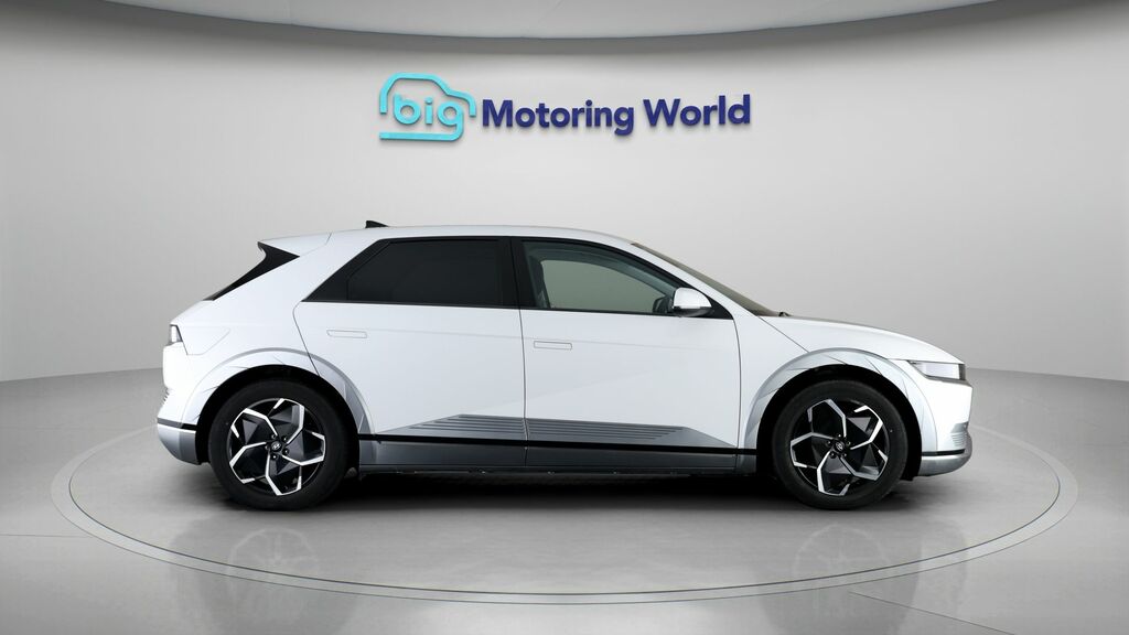Hyundai Ioniq 5 Hatchback Blue #8