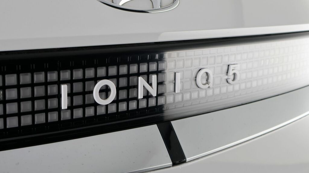 Hyundai Ioniq 5 Hatchback Blue #19