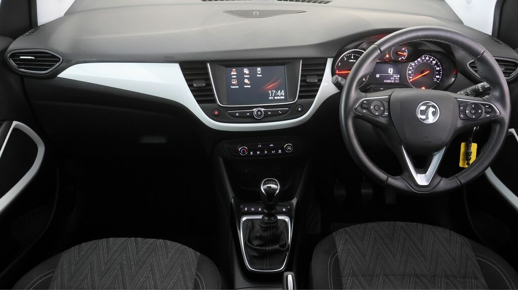 Vauxhall Crossland X Hatchback Red #12
