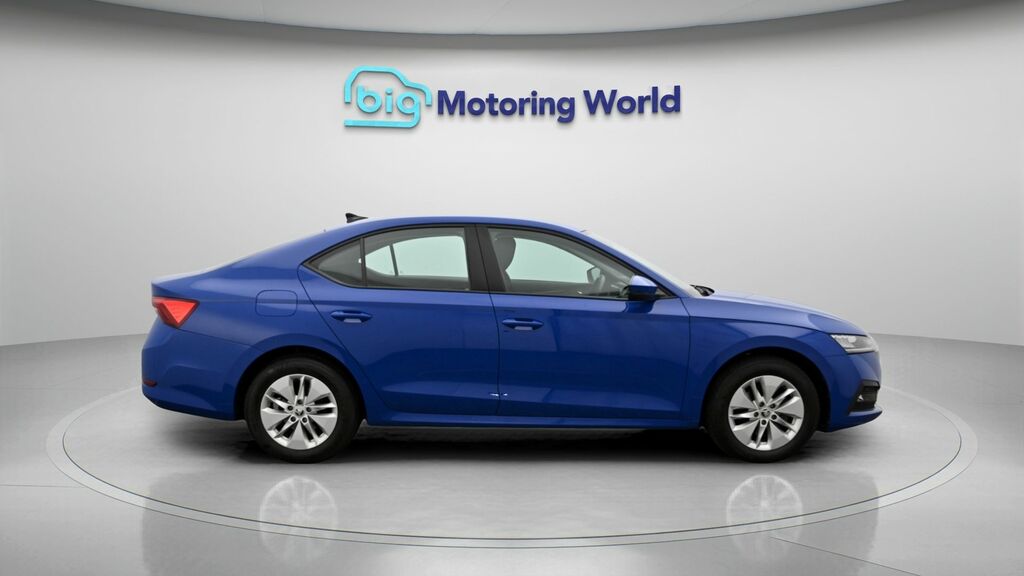 Skoda Octavia 1.5 Tsi Se L Blue #8