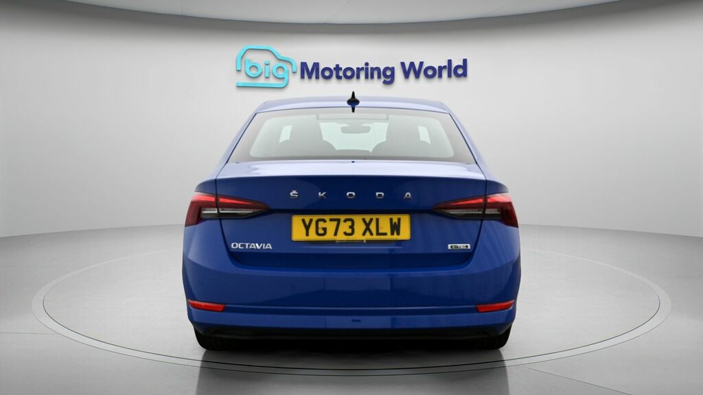 Skoda Octavia Se Technology Blue #6