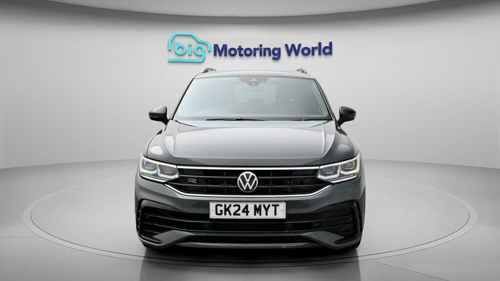 Volkswagen Tiguan Black Edition Grey #2