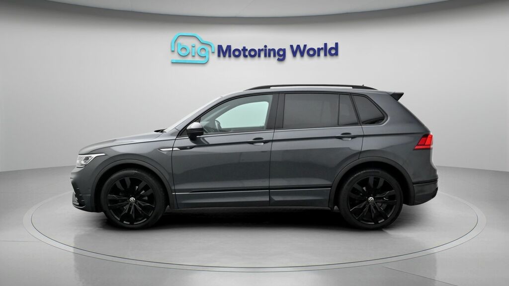 Volkswagen Tiguan Black Edition Grey #4