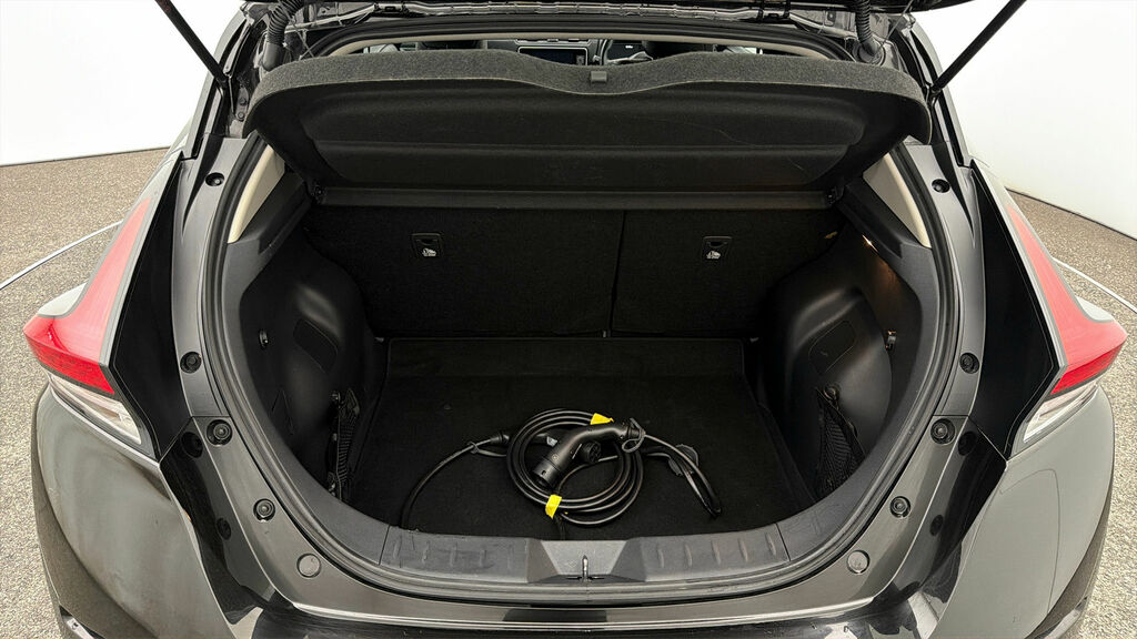 Nissan Leaf 160Kw E Tekna 62Kwh Grey #16