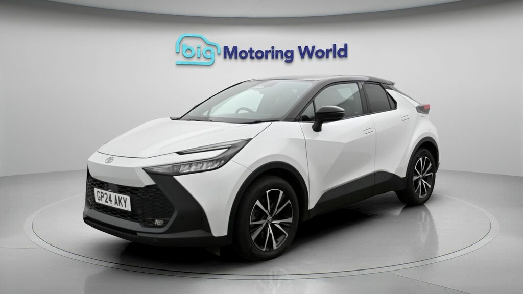 Toyota C-Hr Design White #3