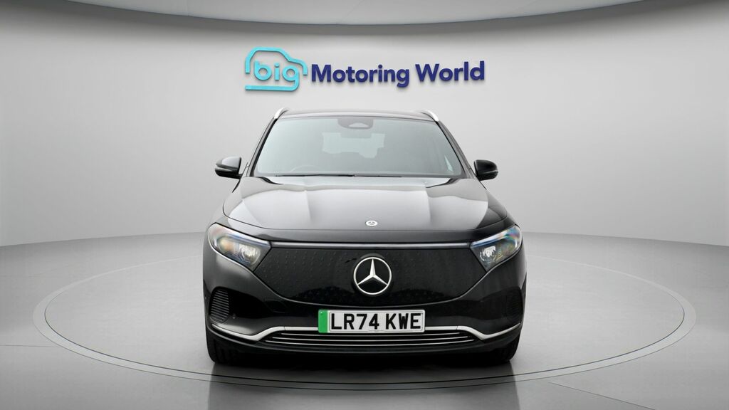 Mercedes-Benz EQA Sport Black #2