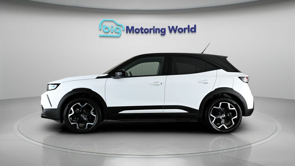 Vauxhall Mokka-e Ultimate White #4