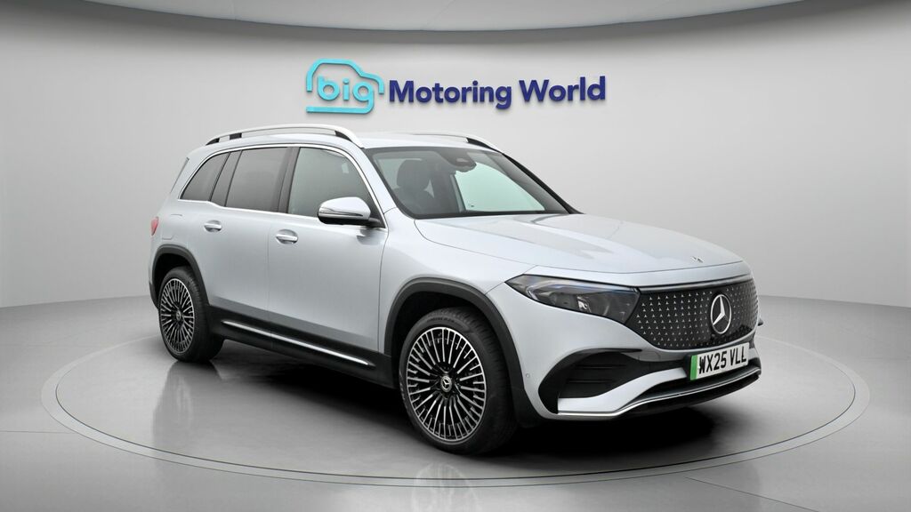 Mercedes-Benz EQB Amg Line Silver