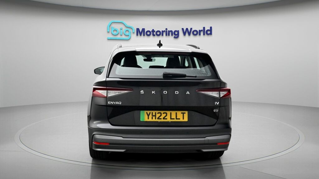 Skoda ENYAQ 60 Black #6