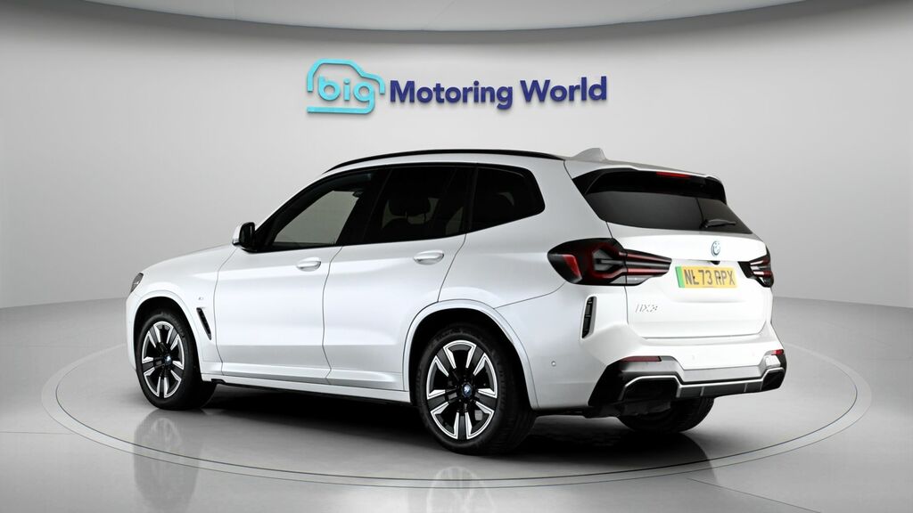 BMW iX3 M Sport White #5
