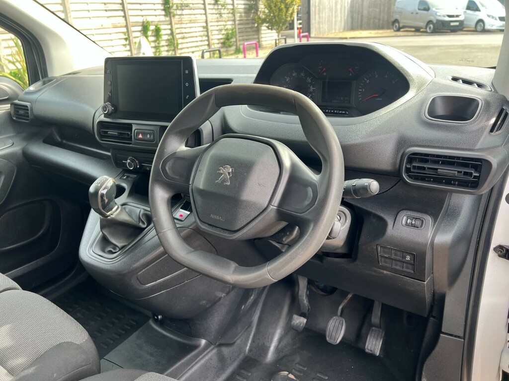 Peugeot Partner Panel Van White #11