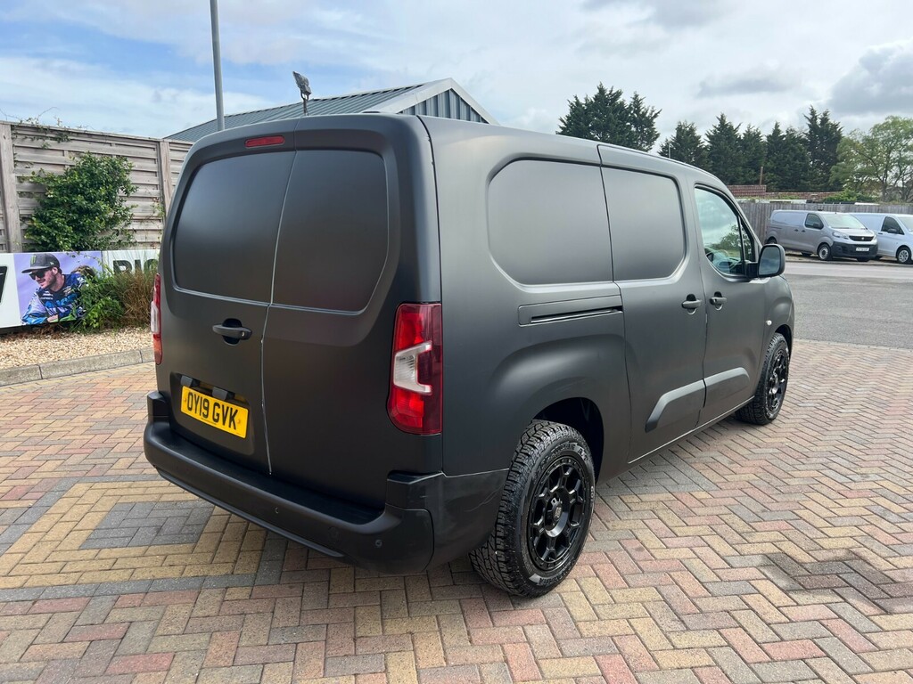 Peugeot Partner 950 Bluehdi 100 L2h1 Professional Long 6 Seat Crew Black #3