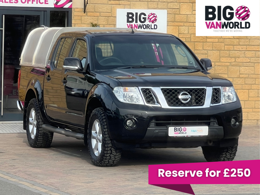 Nissan Navara Dci 190 Acenta 4Wd Double Cab With Ifor Williams C Black