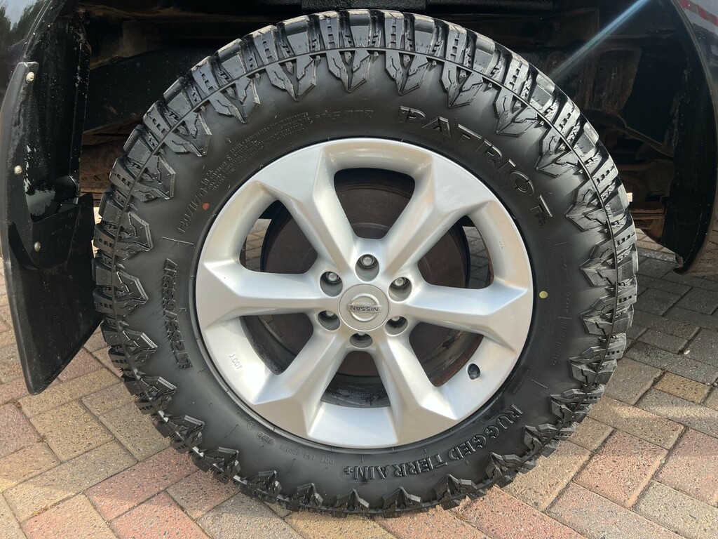 Nissan Navara Navara 2.3 Dci Tekna 4X4 Shr Dcb 190 Bhp Grey #41