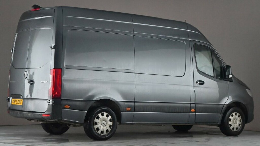 Mercedes-Benz Sprinter 315 Cdi 150 L2h2 Premium Mwb High Roof Rwd Grey #2