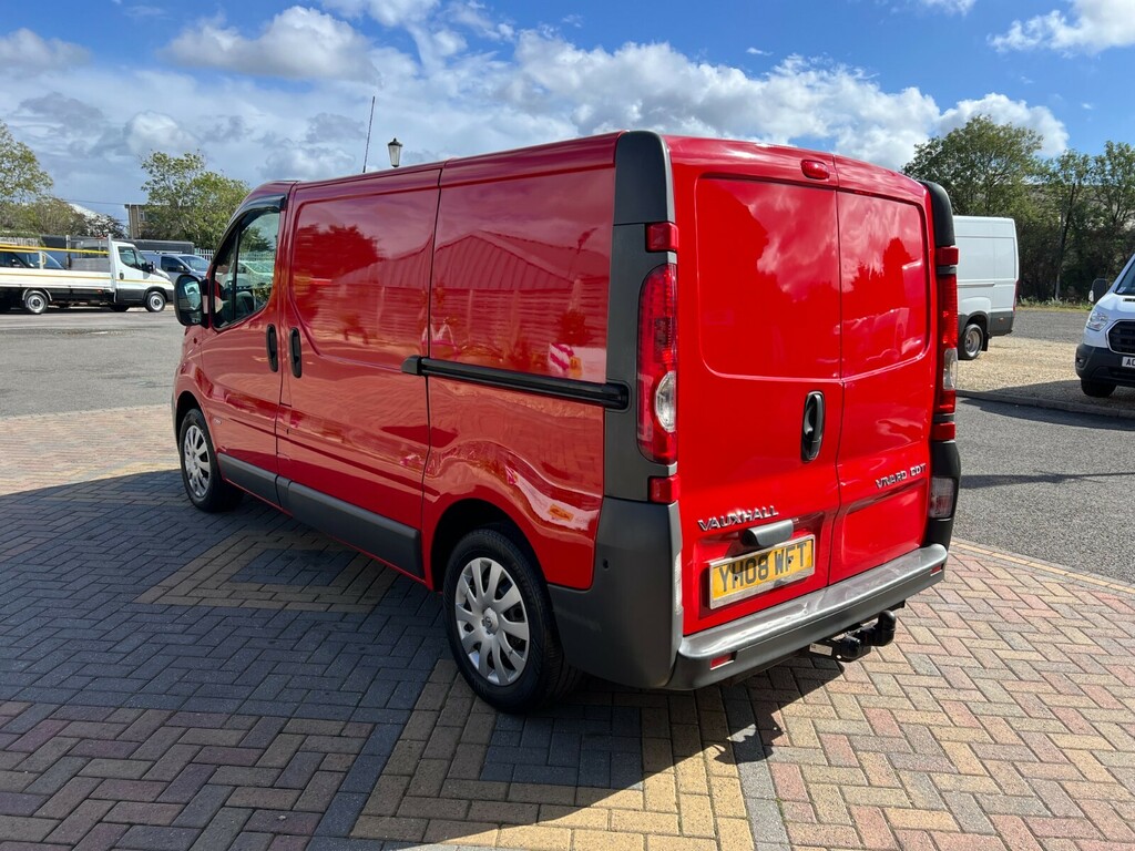 Vauxhall Vivaro 2900 Cdti 115 Swb Low Roof 23524 Red #5