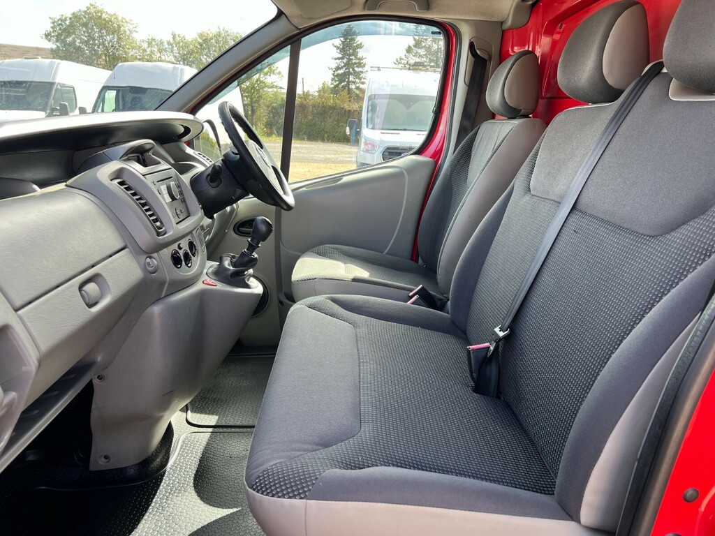 Vauxhall Vivaro 2.0 2700Cdti Swb Shr 0D 114 Bhp Blue #24