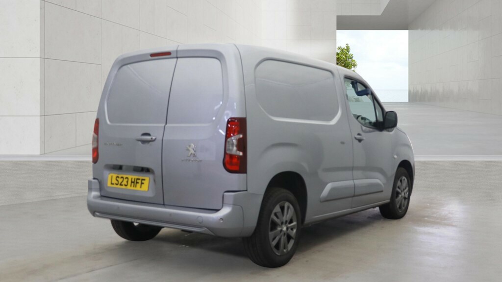 Peugeot Partner 1000 Bluehdi 100 L1h1 Asphalt Premium Plus Standar Grey #3