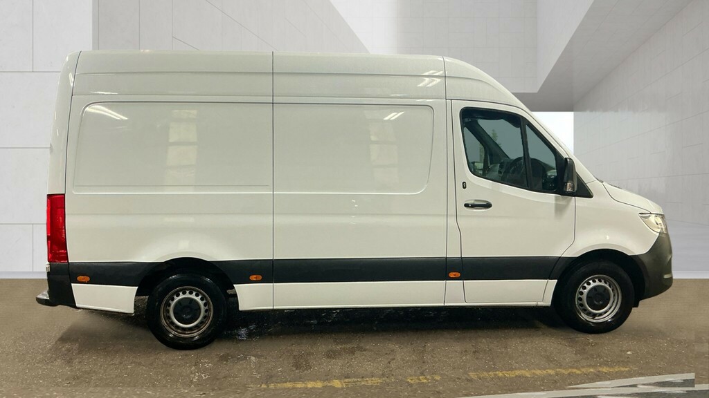 Mercedes-Benz Sprinter 315 Cdi 150 L2h2 Progressive Mwb High Roof Rwd White #2
