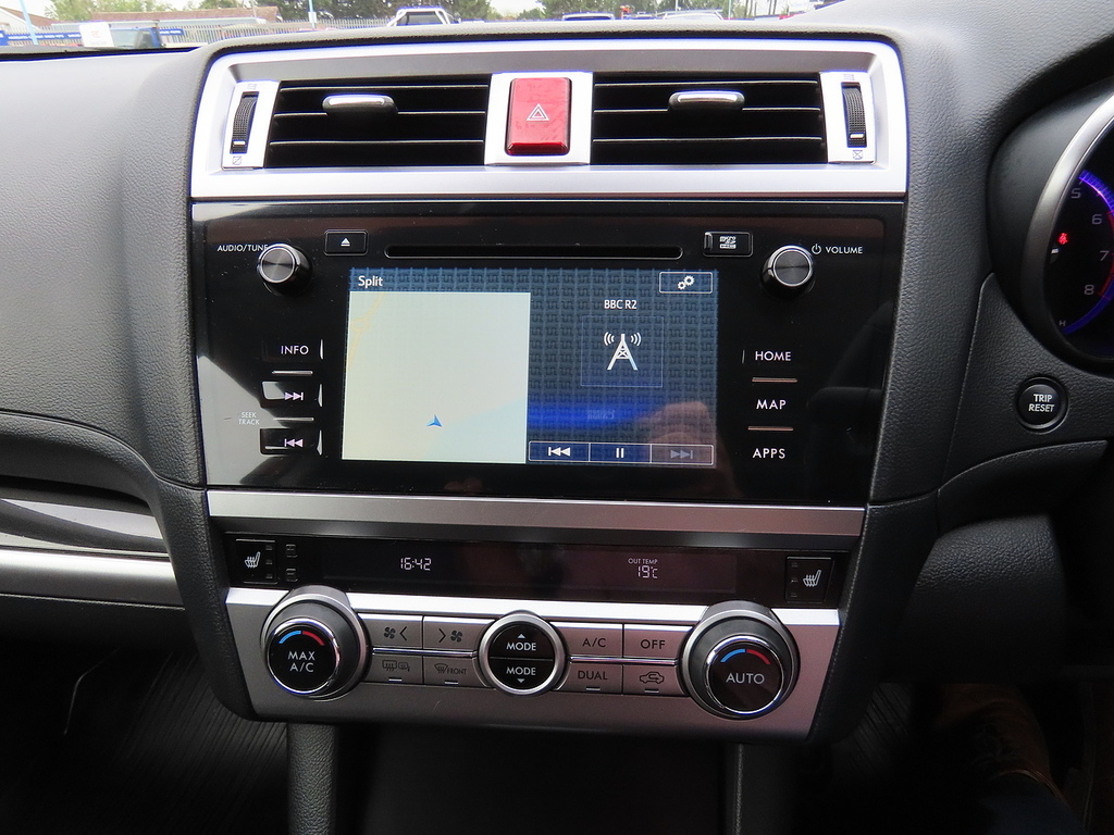Subaru Outback D Se Silver #25