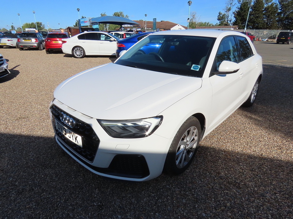 Audi A1 1.0 Tfsi 30 Sport Sportback Euro White #2