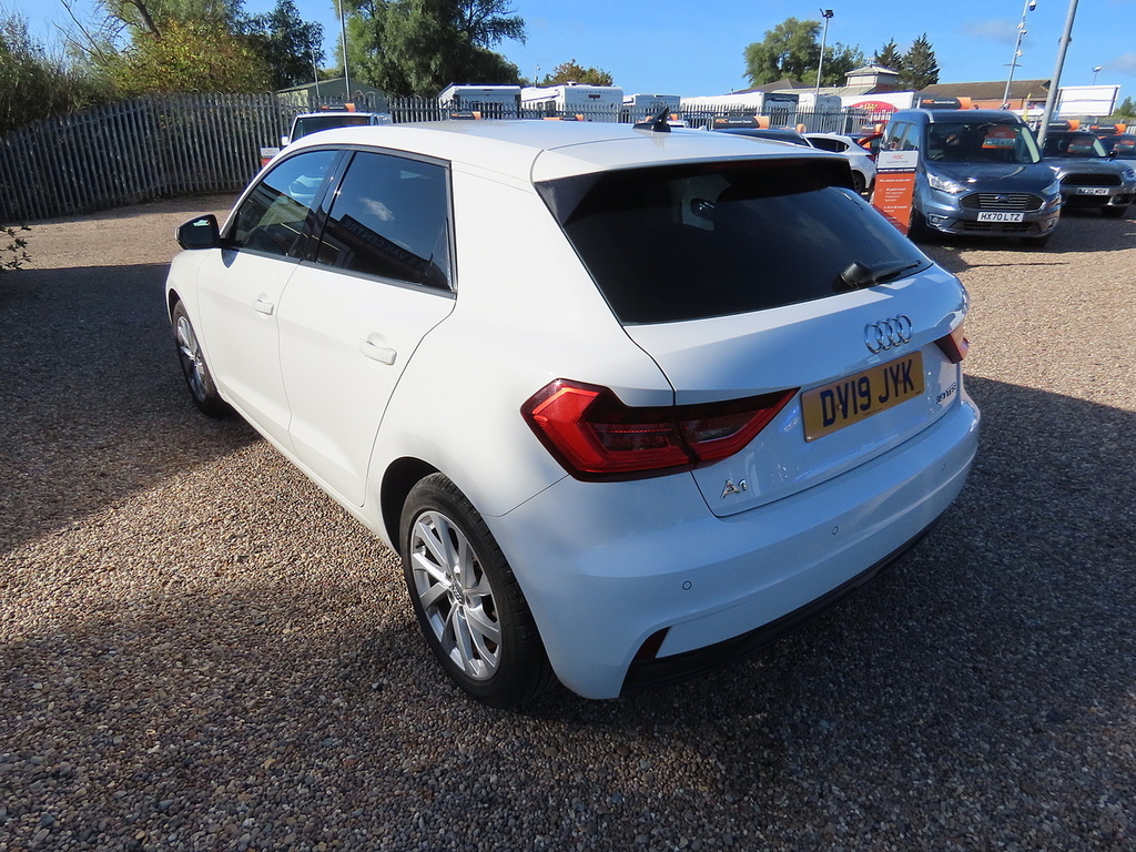 Audi A1 1.0 Tfsi 30 Sport Sportback Euro White #3