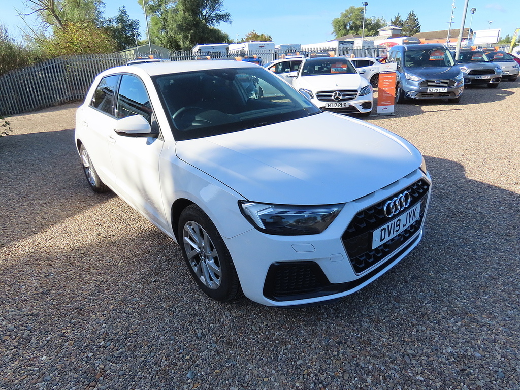 Audi A1 1.0 Tfsi 30 Sport Sportback Euro White