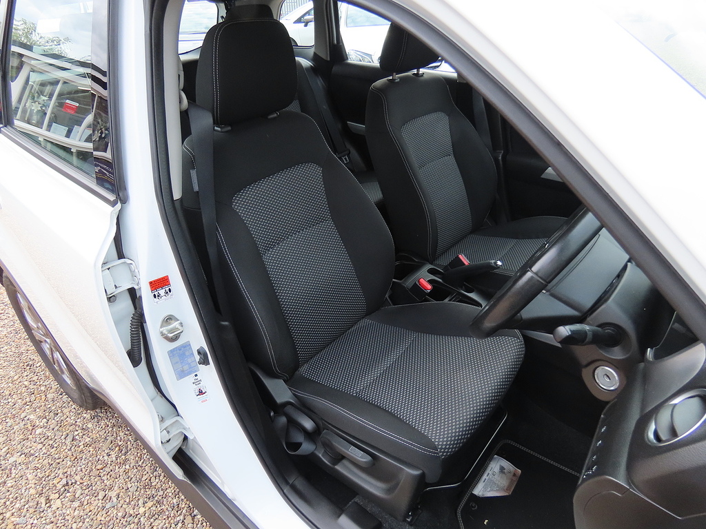 Suzuki Vitara Sz4 White #6