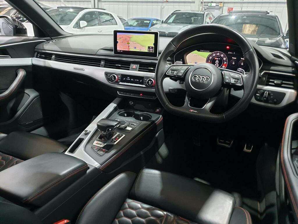 Audi RS4 Avant 2.9 Tfsi V6 Purple #53