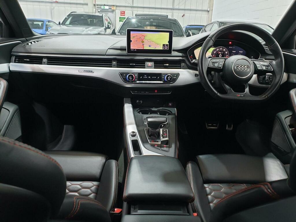 Audi RS4 Avant 2.9 Tfsi V6 Purple #54