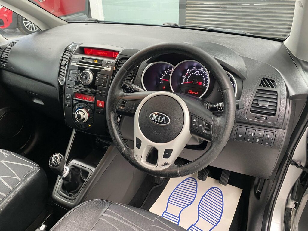 Kia Venga 1.6 Crdi Ecodynamics 3 Euro 5 Ss Sat Nav Silver #3